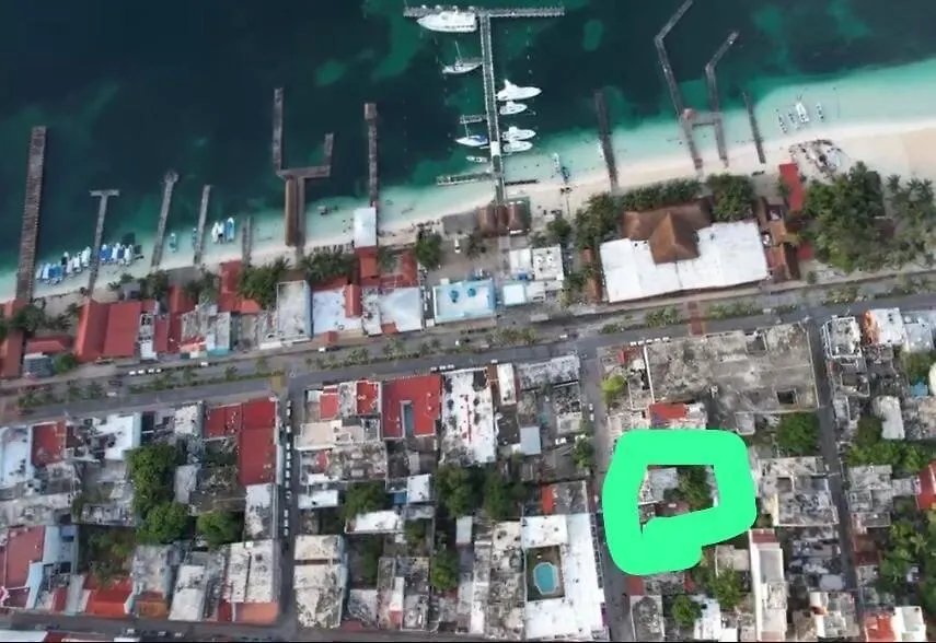 Very Quiet Isla Mujeres